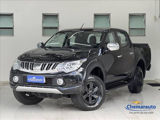 MITSUBISHI L200 TRITON 2.4 16V TURBO DIESEL SPORT HPE CD 4P 4X4 AUTOMÁTICO